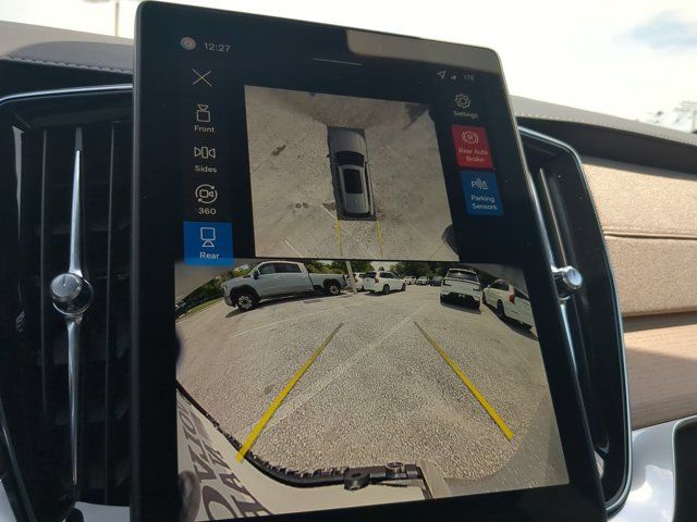 2026 Volvo XC90 Plus - Photo 20