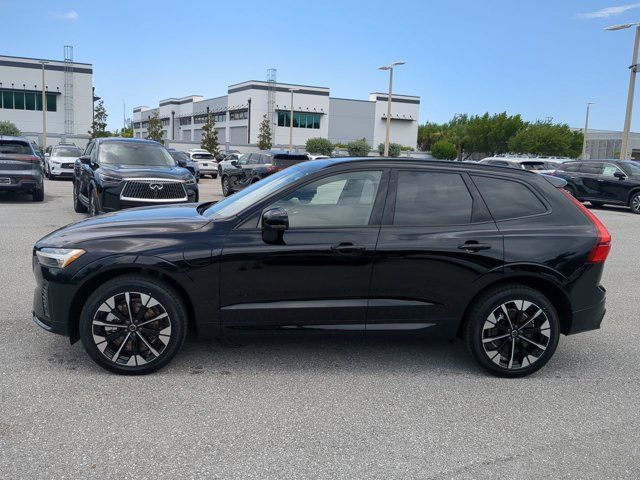 2026 Volvo XC60 Plus - Photo 8