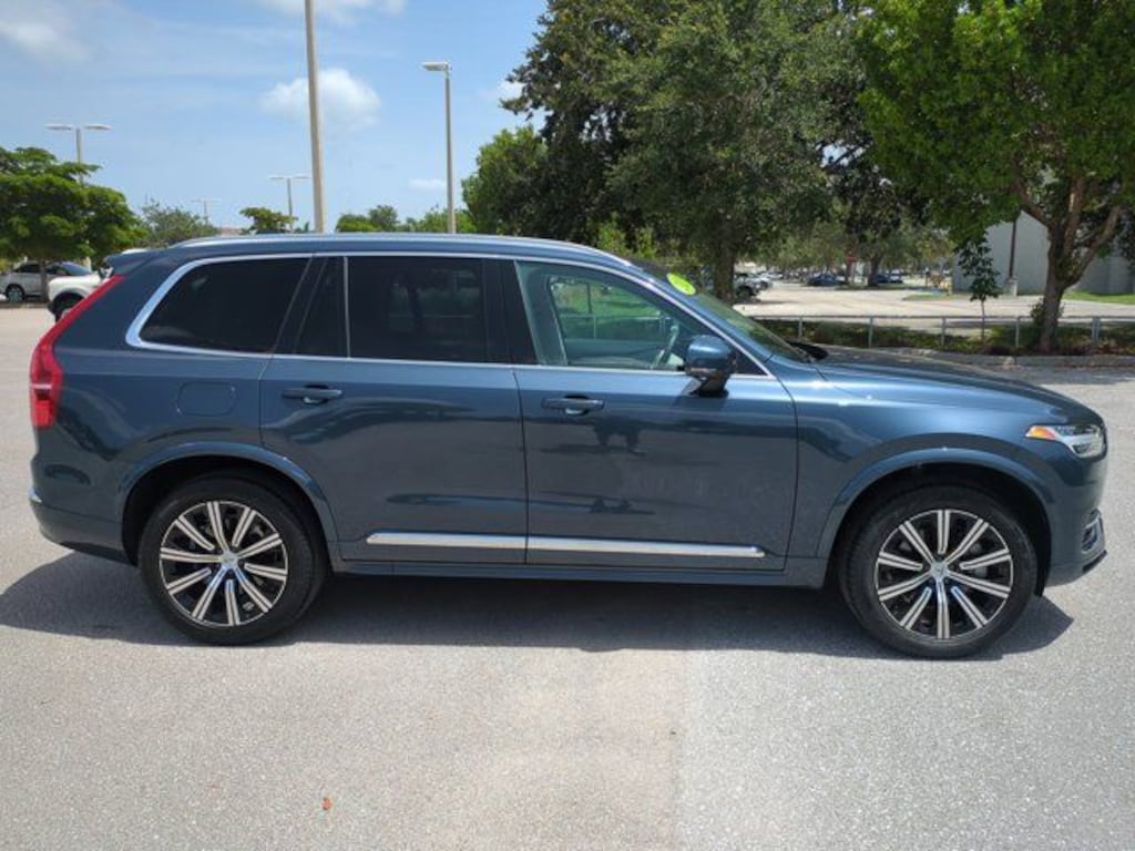 Certified 2025 Volvo XC90 B5 Core SUV