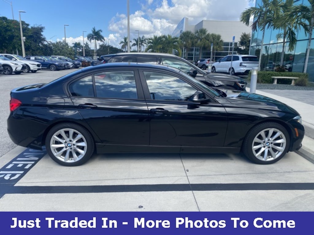 Used 2018 BMW 3 Series 320i Sedan