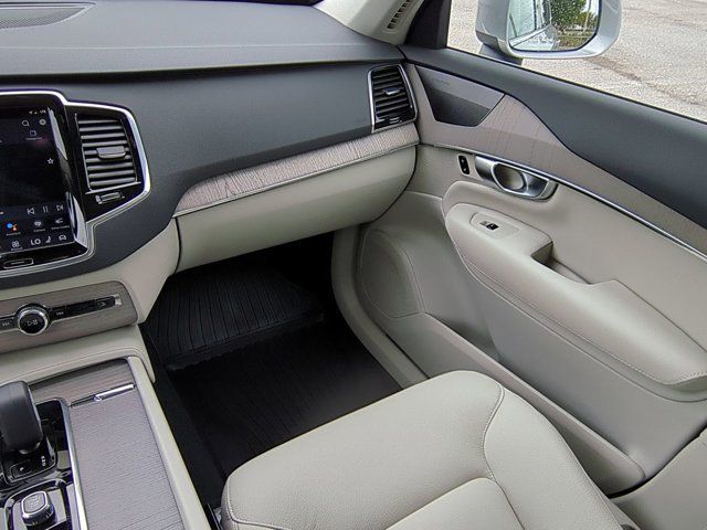 2024 Volvo XC90 Plus - Photo 18