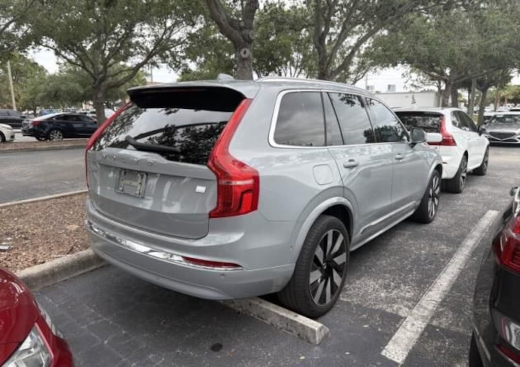 Certified 2024 Volvo XC90 Recharge Plug-In Hybrid T8 Plus Bright Theme 7 Passenger SUV