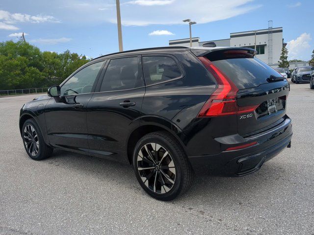 2026 Volvo XC60 Plus - Photo 7