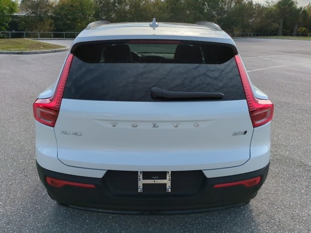 2026 Volvo XC40 Plus - Photo 6