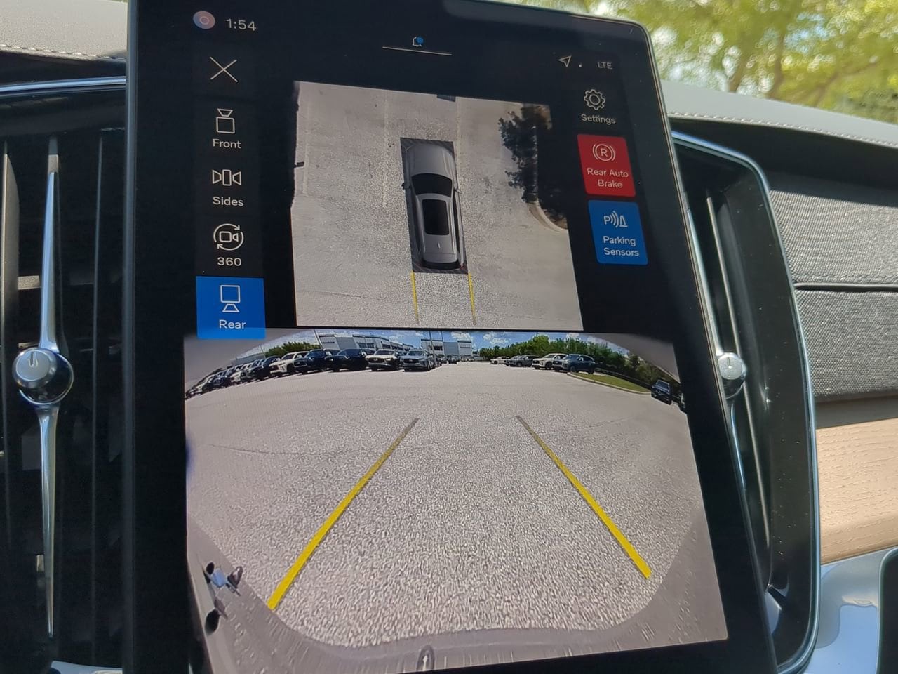 2026 Volvo XC90 Plus - Photo 22