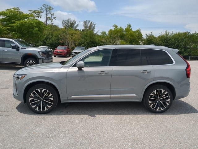 2026 Volvo XC90 Plus - Photo 8