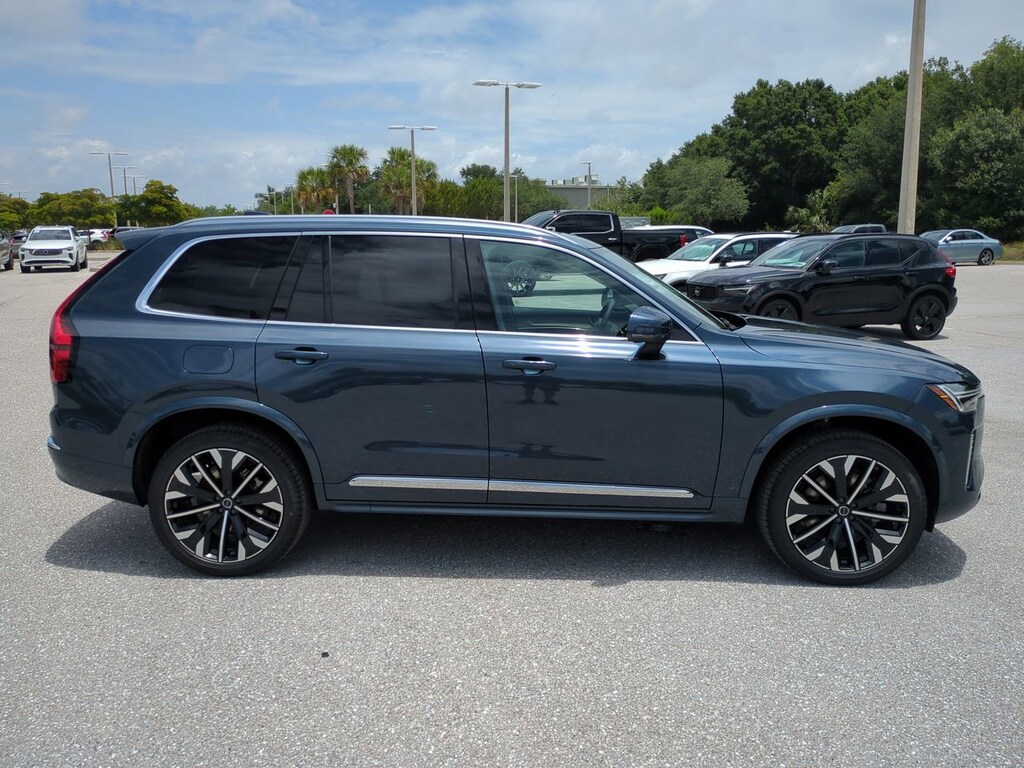 New 2026 Volvo XC90 plug-in hybrid T8 Plus 7-Seater SUV