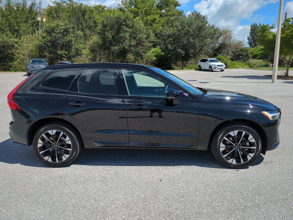 New 2026 Volvo XC60 B5 Plus SUV