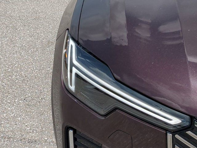 2026 Volvo XC90 Plus - Photo 11