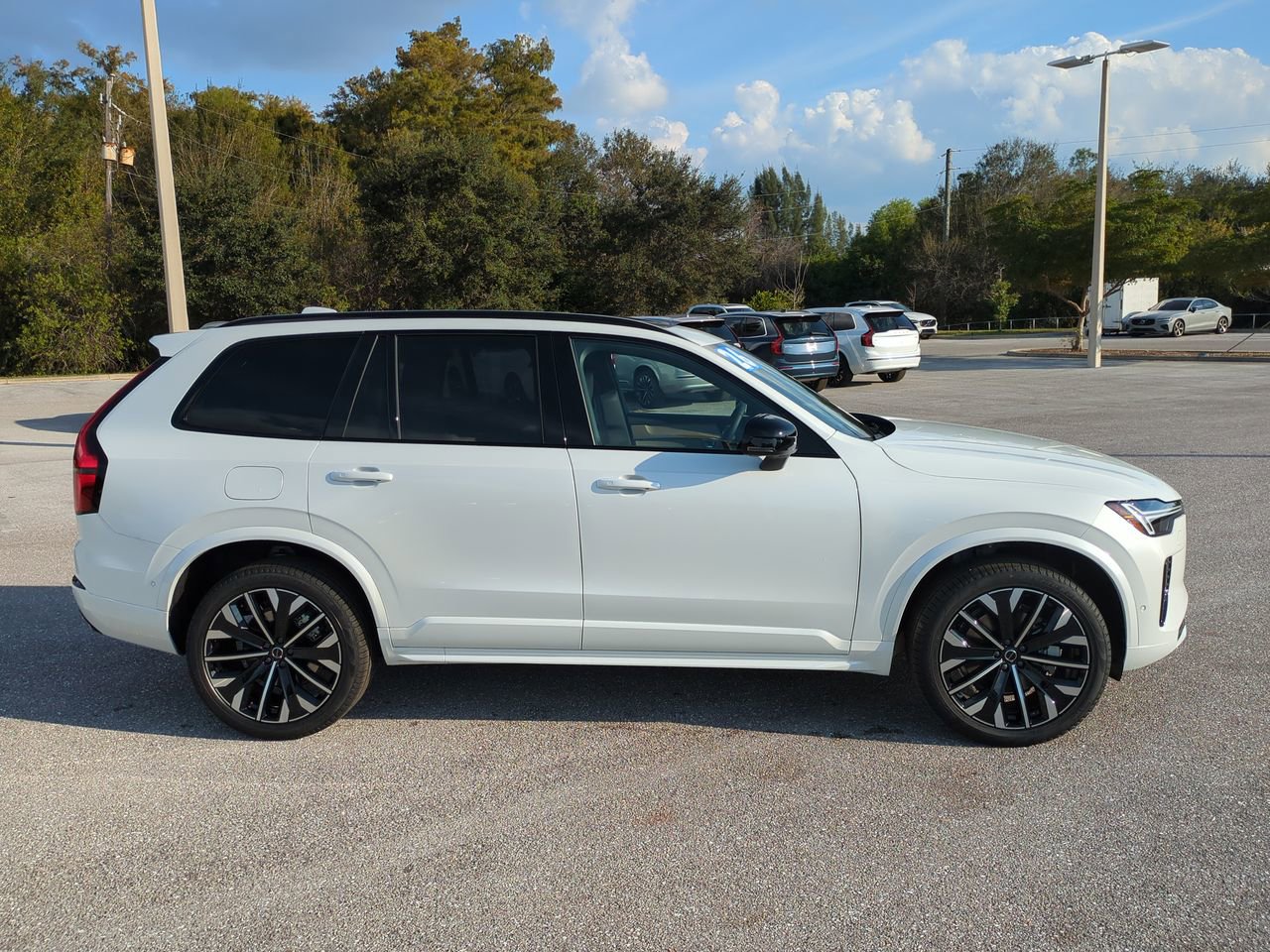 2026 Volvo XC90 Ultra - Photo 3