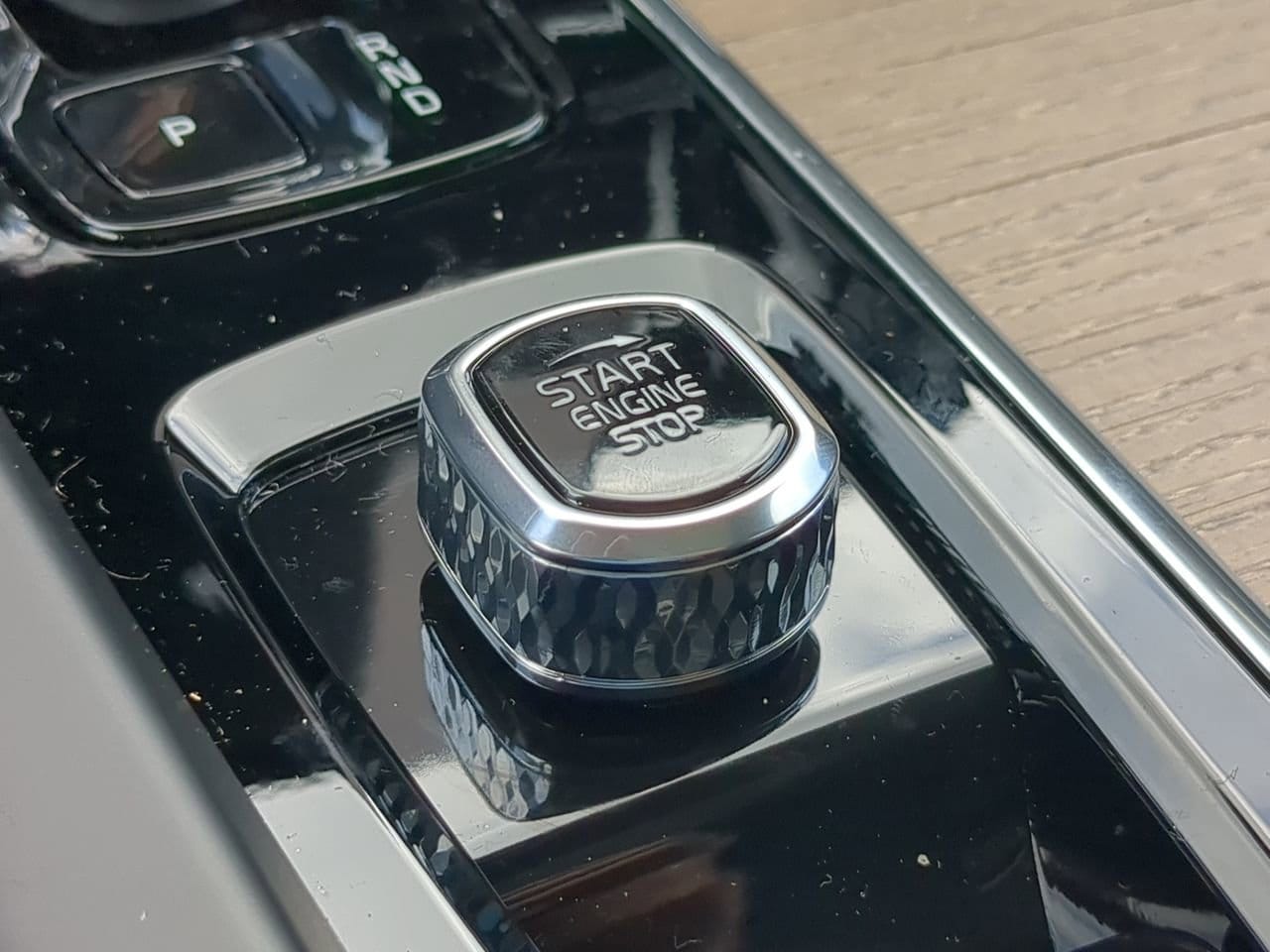 2026 Volvo XC60 Plus - Photo 29