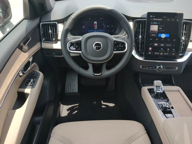 2026 Volvo XC90 Plus - Photo 17