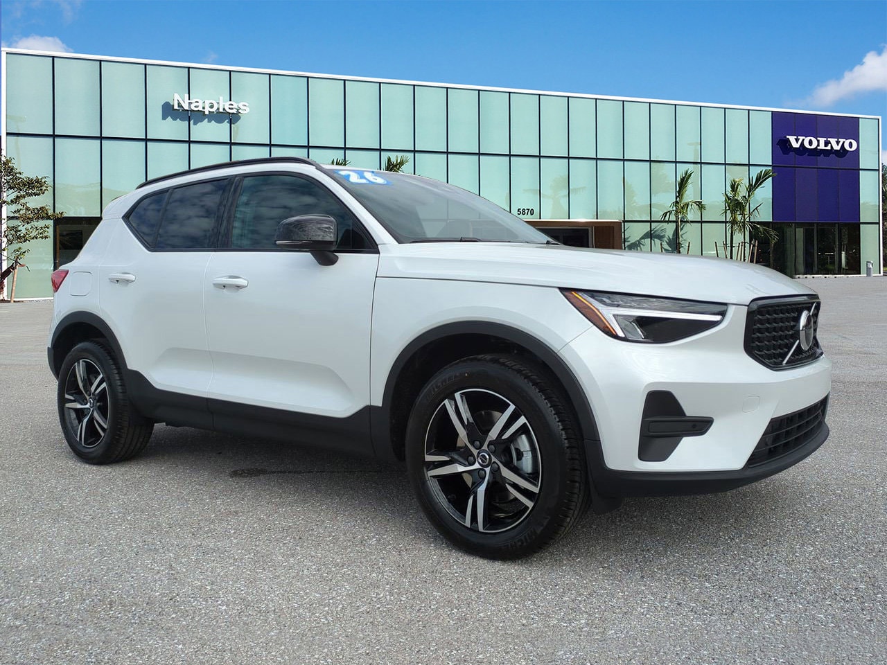 2026 Volvo XC40 SUV 