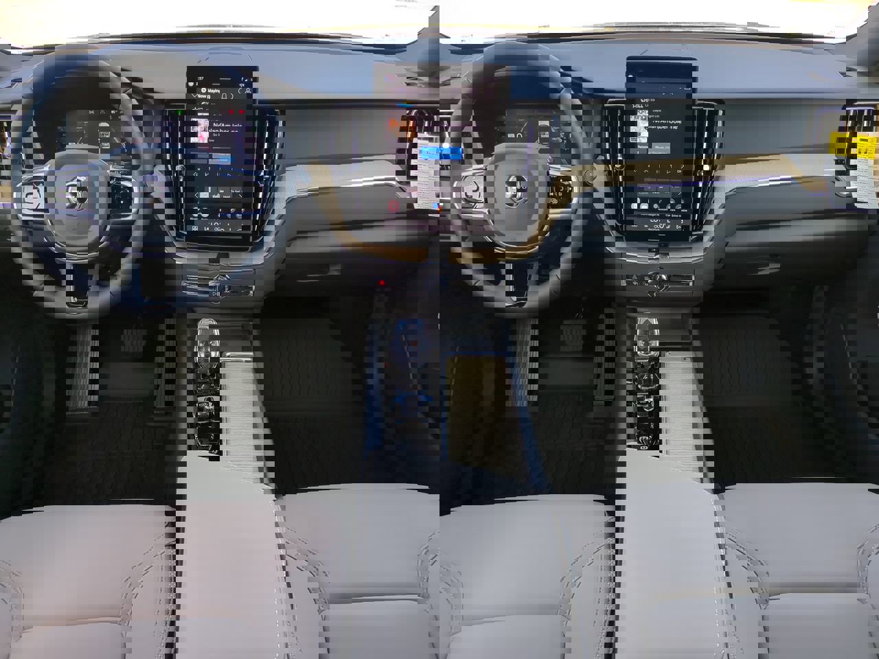 2026 Volvo XC60 Core - Photo 16