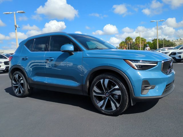 Certified 2024 Volvo XC40 B5 Plus Bright Theme SUV