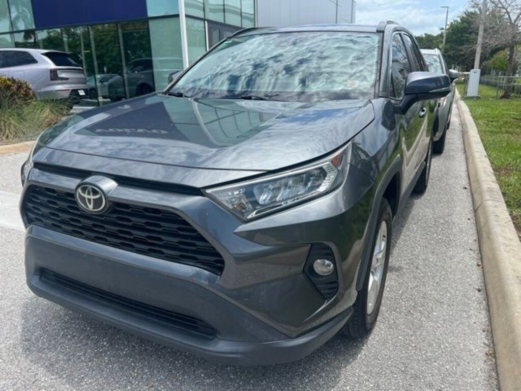 Used 2021 Toyota RAV4 XLE SUV