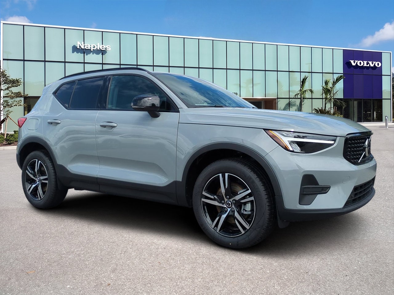2026 Volvo XC40