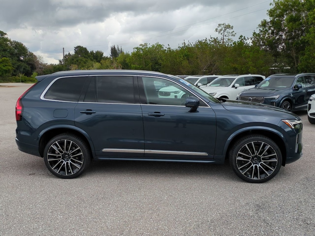 New 2026 Volvo XC90 B6 Plus 7-Seater SUV