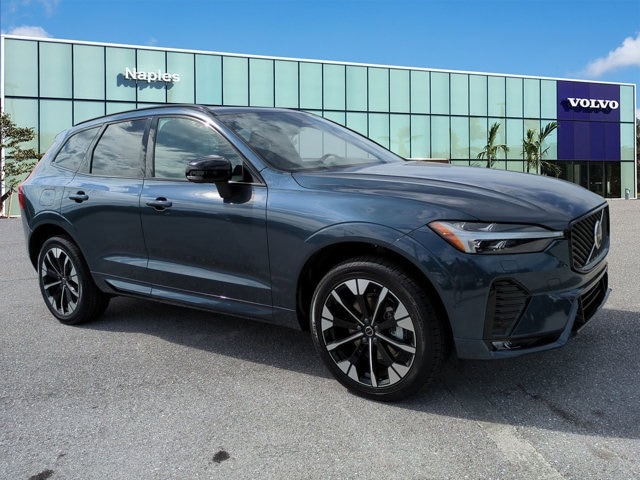 2026 Volvo XC60 Plus's photo