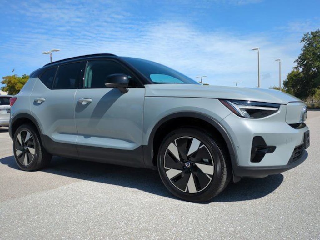 Certified 2024 Volvo XC40 Recharge Pure Electric Twin Plus SUV