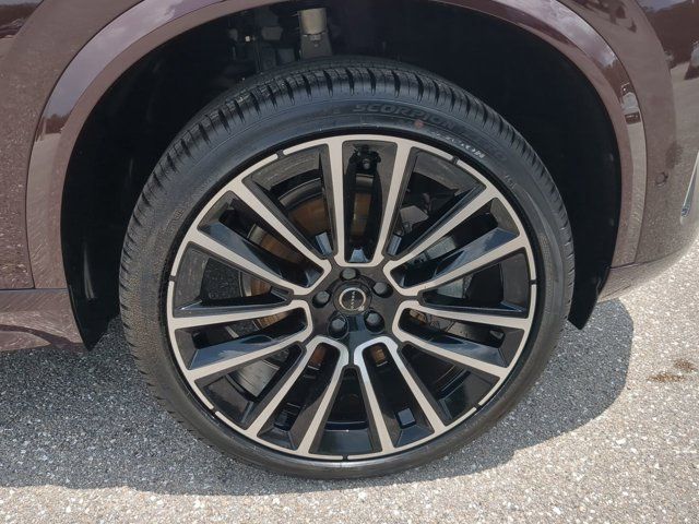 2026 Volvo XC90 Plus - Photo 12