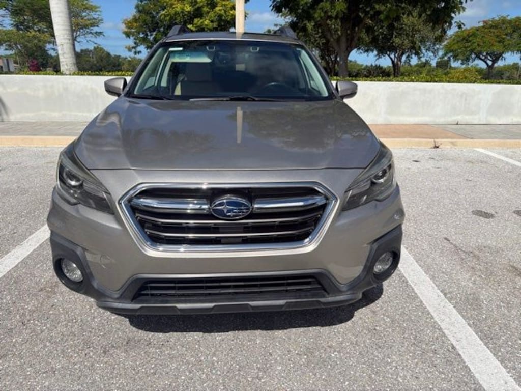Used 2018 Subaru Outback 2.5i SUV