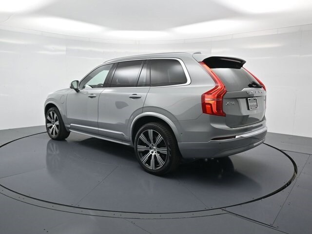 2025 Volvo XC90 T8 photo 4