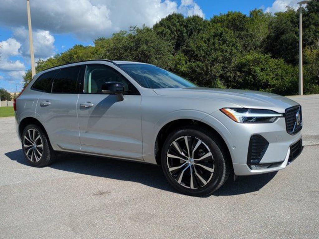 Certified 2024 Volvo XC60 B5 Plus Dark Theme SUV