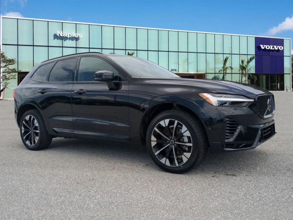 New 2026 Volvo XC60 plug-in hybrid T8 Plus SUV