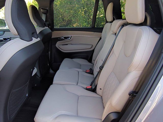 2026 Volvo XC90 Plus - Photo 15