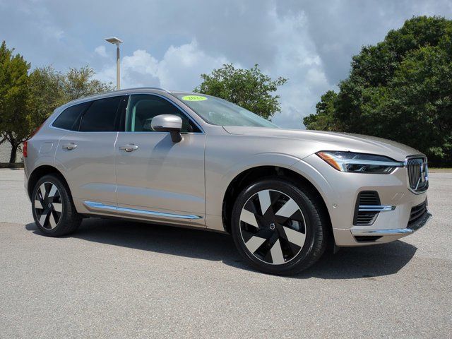 Certified 2023 Volvo XC60 Plus with VIN YV4H60DEXP1302050 for sale in Naples, FL