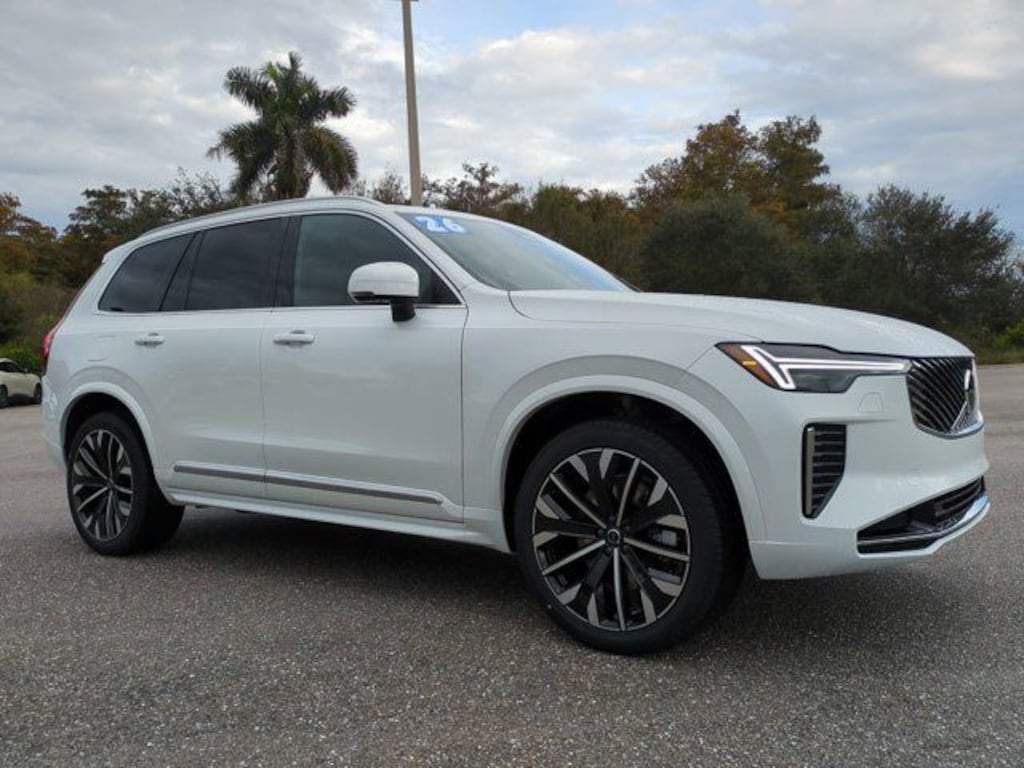 Used 2026 Volvo XC90 Plug-In Hybrid T8 Core SUV
