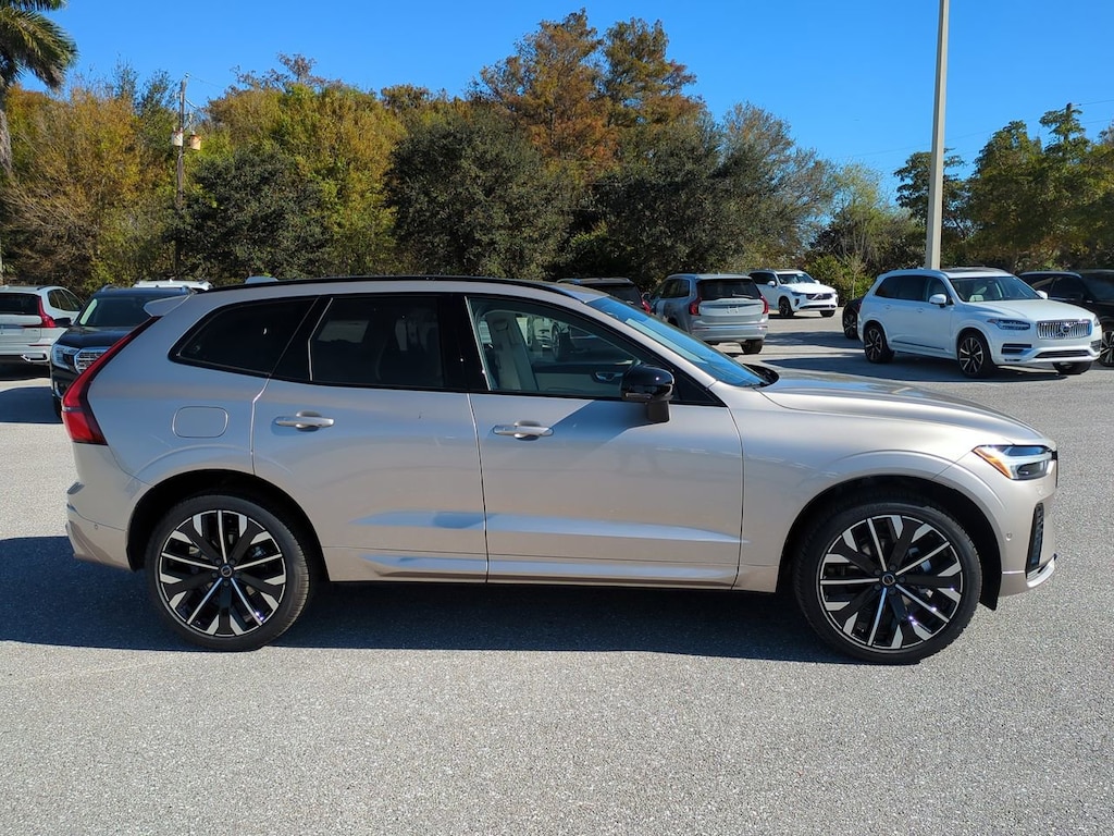 New 2026 Volvo XC60 B5 Ultra SUV