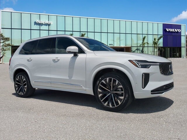 2026 Volvo XC40 B4 Core FWD(Retired Loaner)