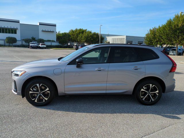 2026 Volvo XC60 Core - Photo 8