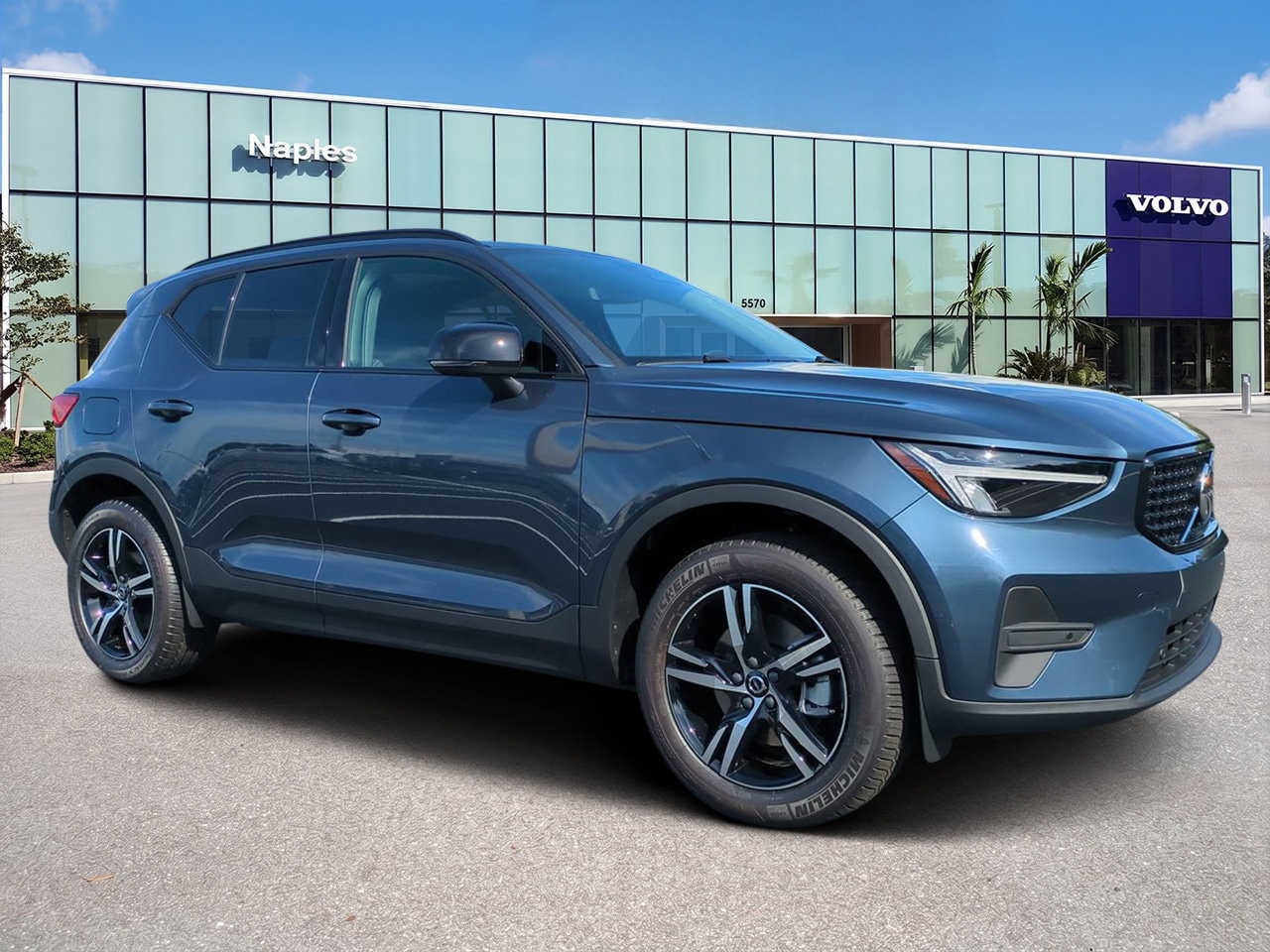 2026 Volvo XC40
