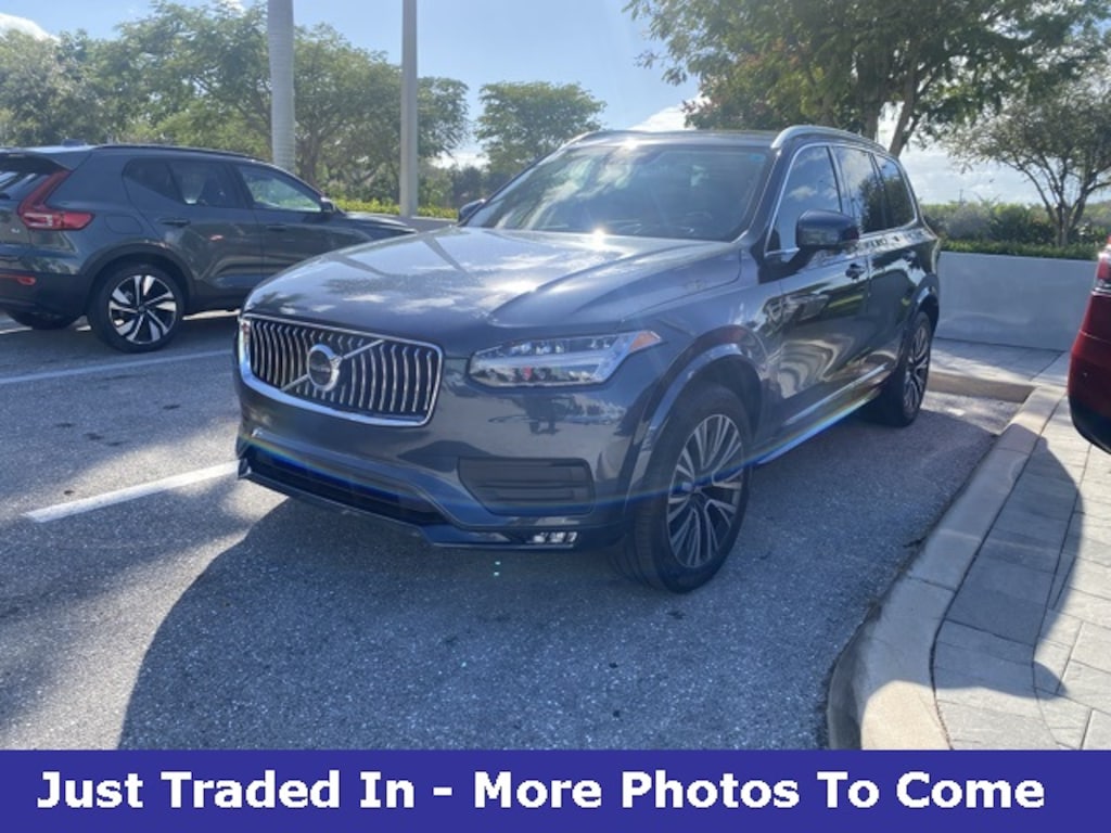 Used 2020 Volvo XC90 T5 Momentum SUV