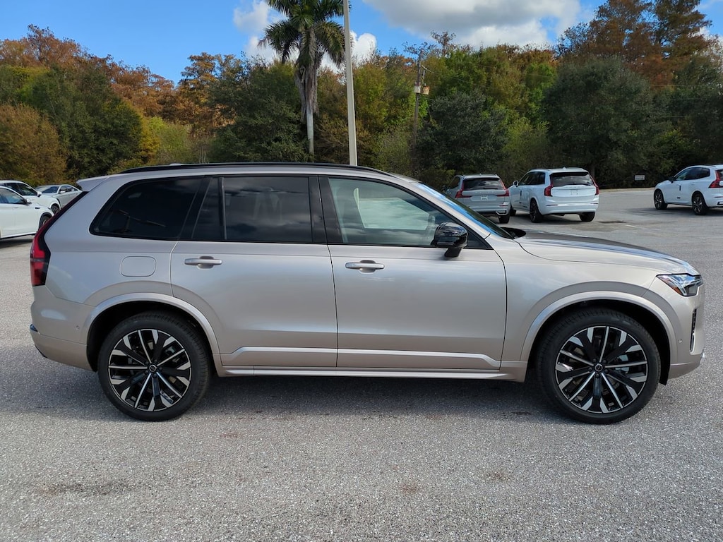 New 2026 Volvo XC90 B6 Ultra Dark Theme 7-Seater SUV