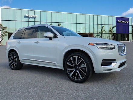 2023 Volvo XC90 B6 Plus 7-Seater SUV YV4062PN2P1977072