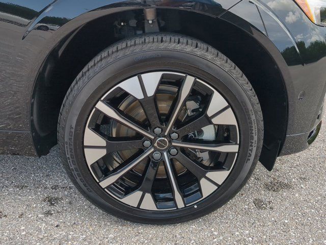 2026 Volvo XC60 Plus - Photo 12