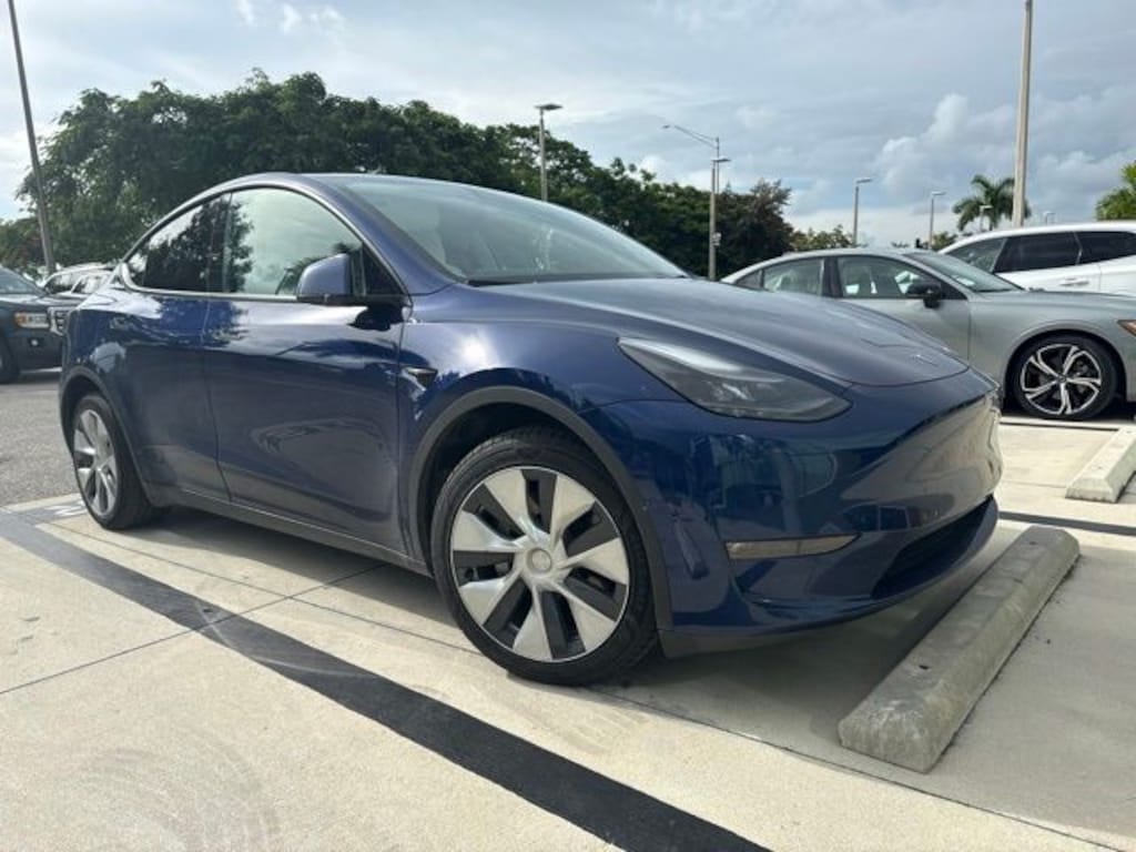 Used 2022 Tesla Model Y Long Range SUV