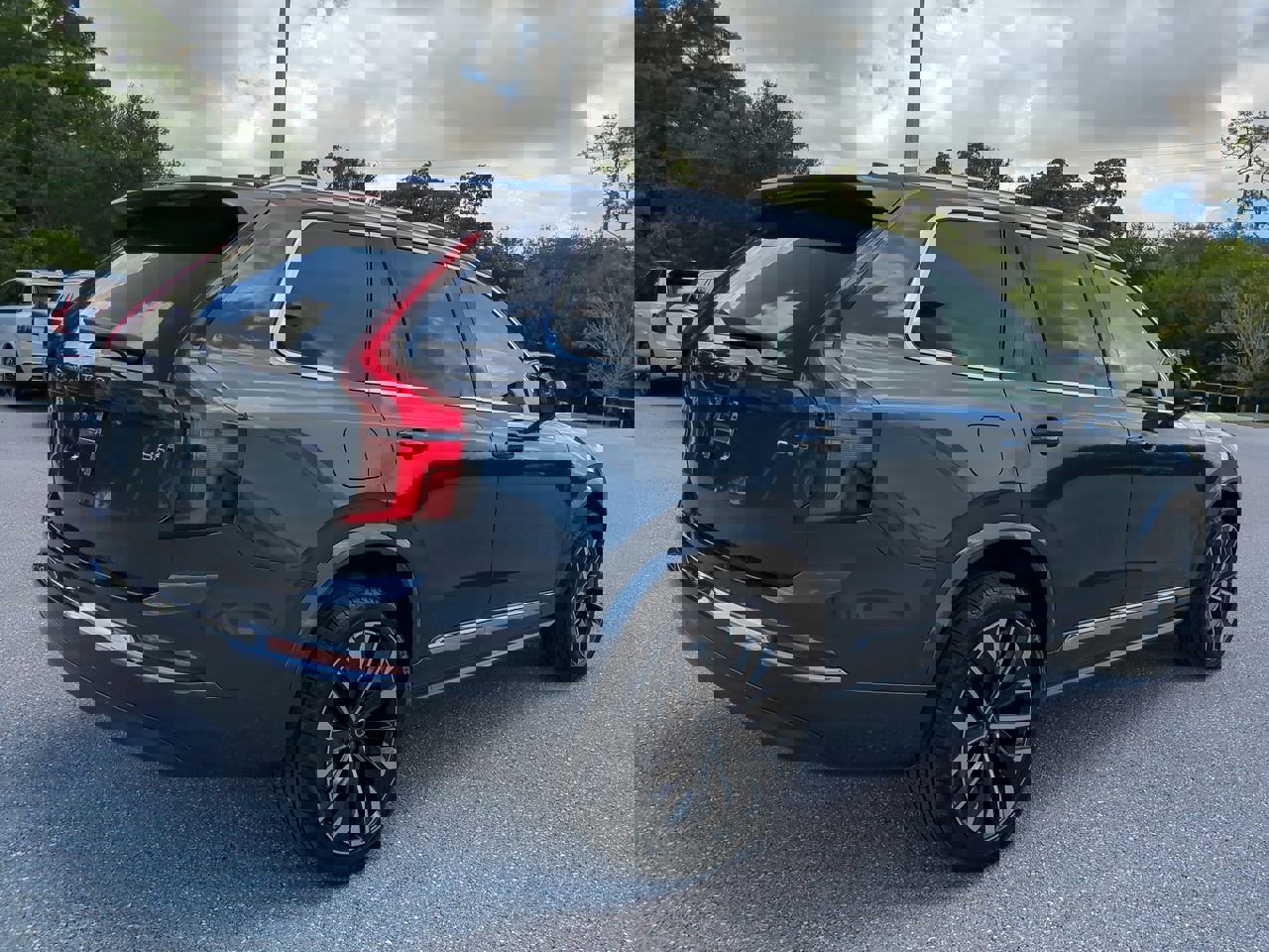 2026 Volvo XC90 photo 4