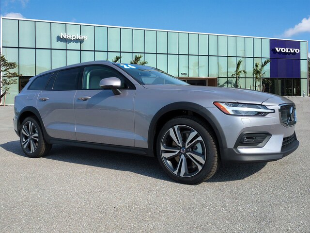 2026 Volvo V60 Cross Country B5 Plus AWD Wagon