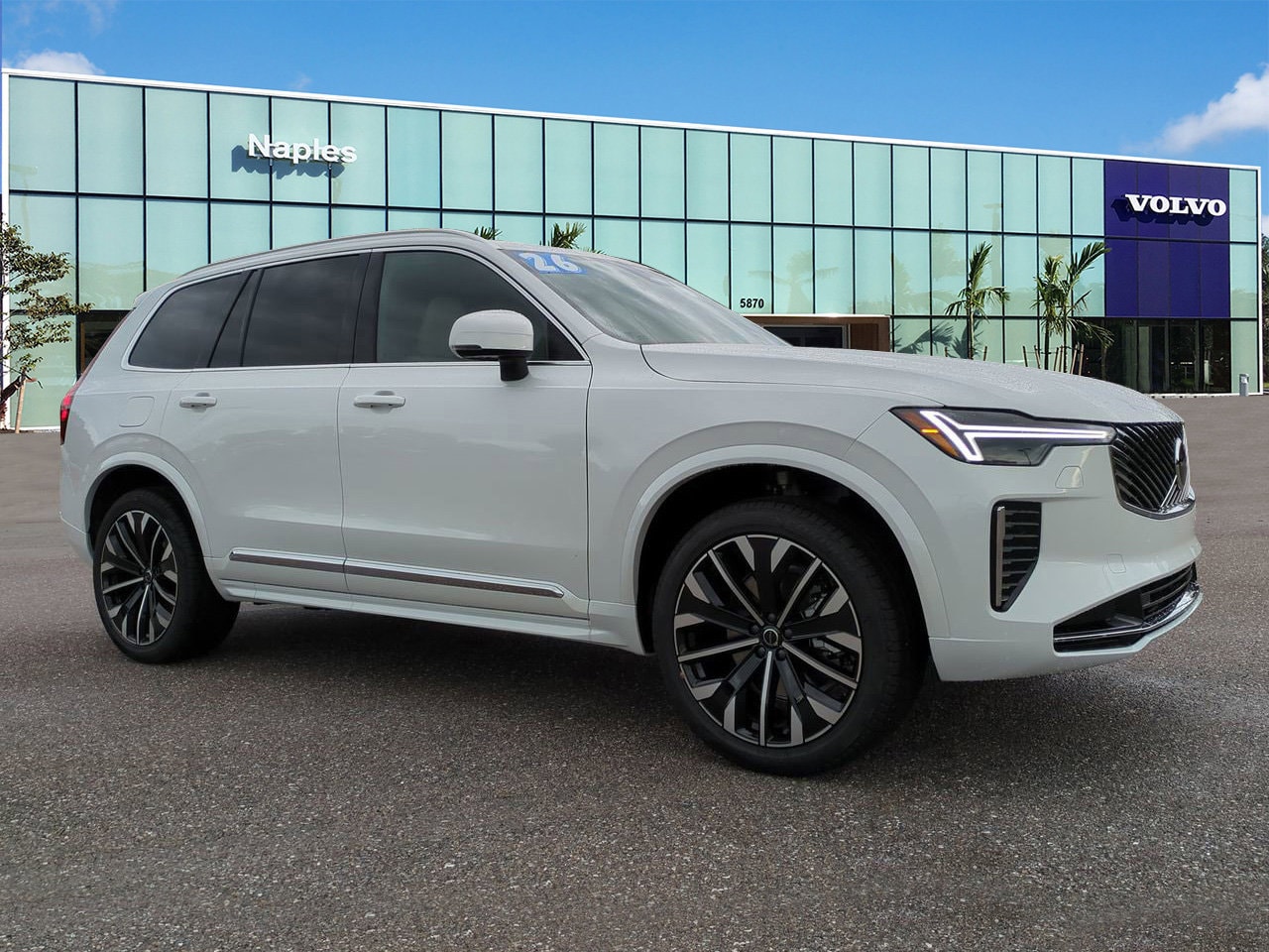 2026 Volvo XC90 Core's photo