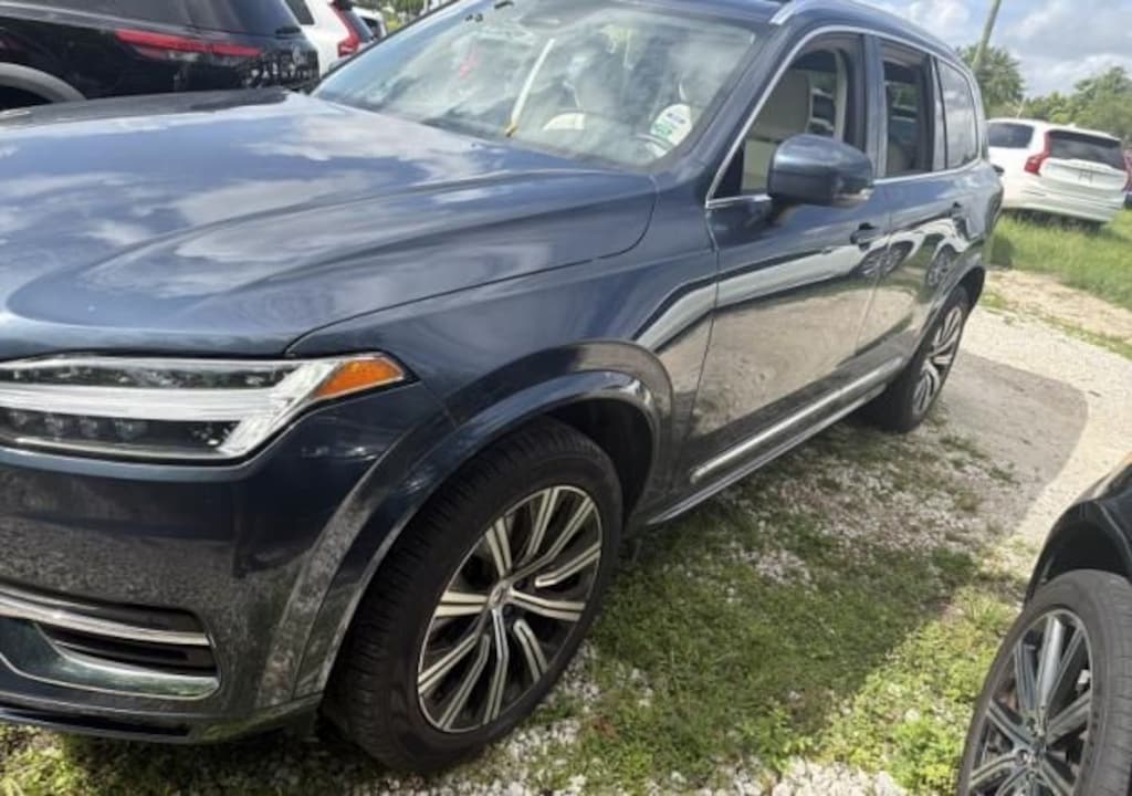 Used 2025 Volvo XC90 B5 Core SUV