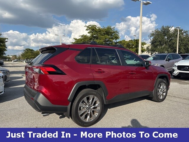 2025 Toyota RAV4 XLE Premium photo 3