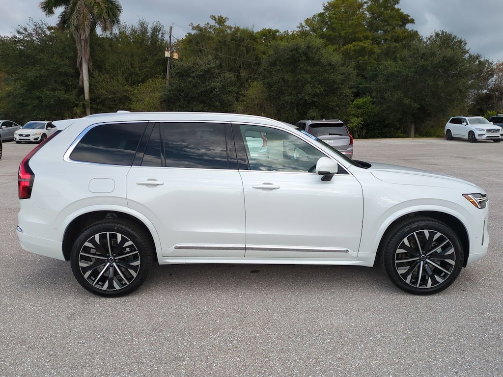 New 2026 Volvo XC90 B6 Plus 7-Seater SUV