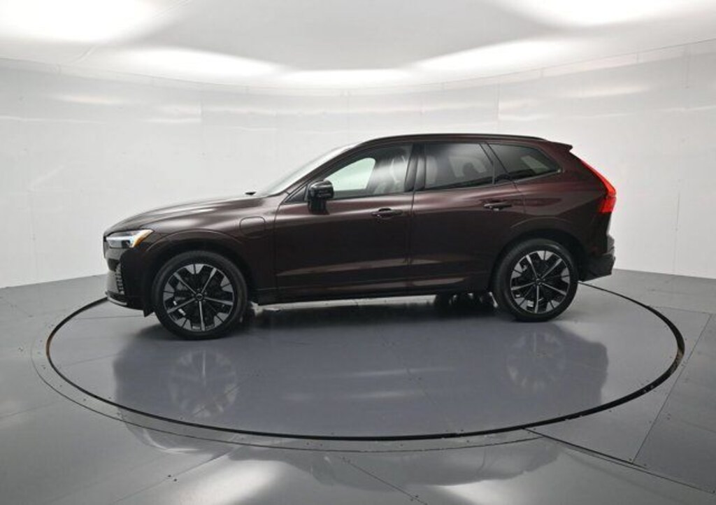 Used 2026 Volvo XC60 Plug-In Hybrid T8 Plus SUV