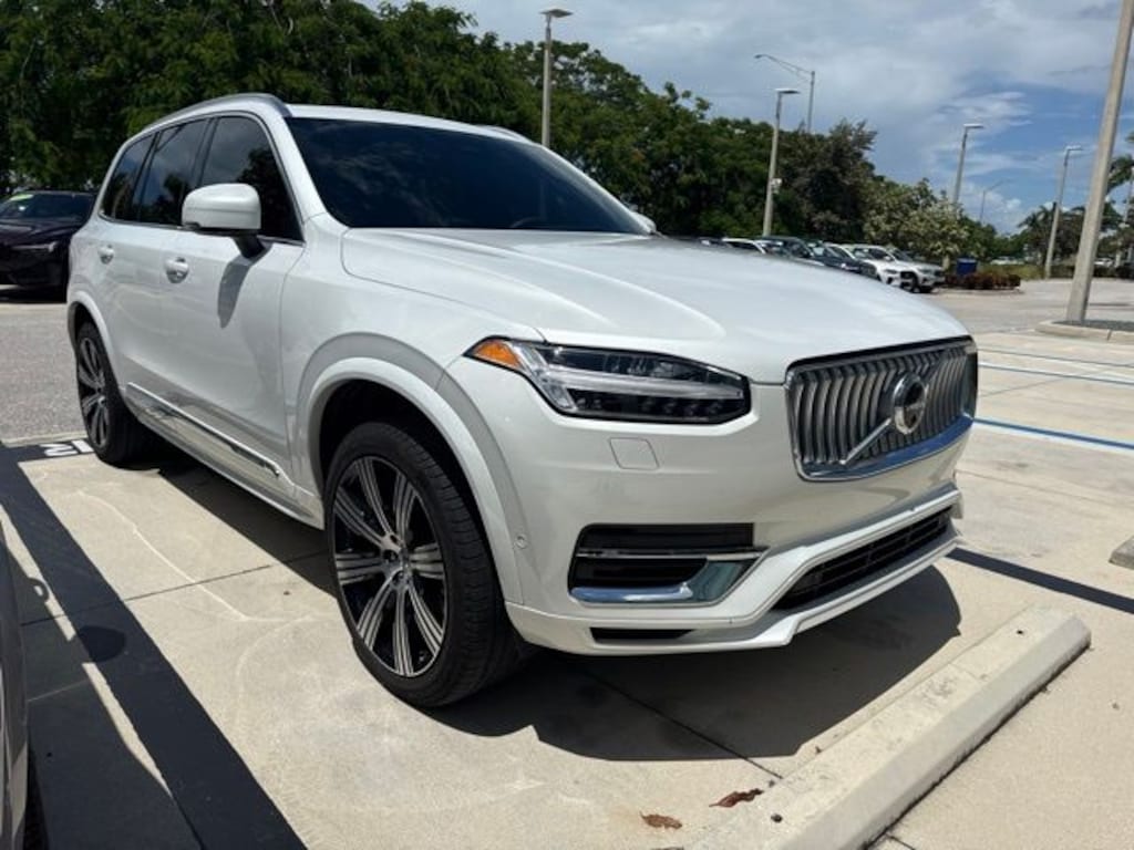 Used 2024 Volvo XC90 Recharge Plug-In Hybrid Ultimate SUV