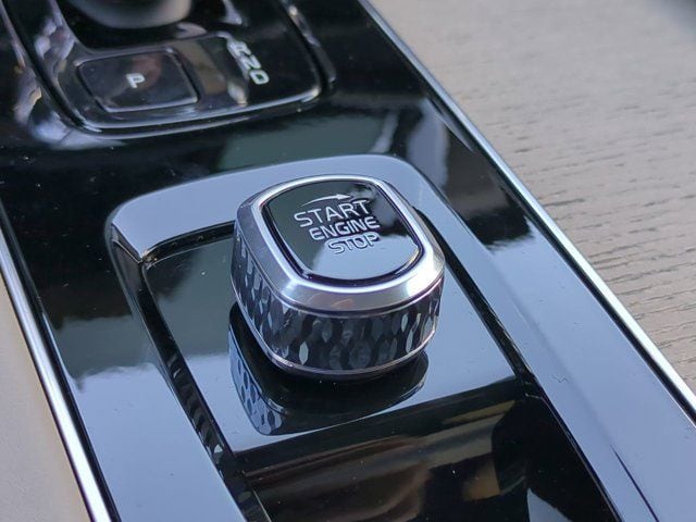 2026 Volvo XC90 Plus - Photo 28